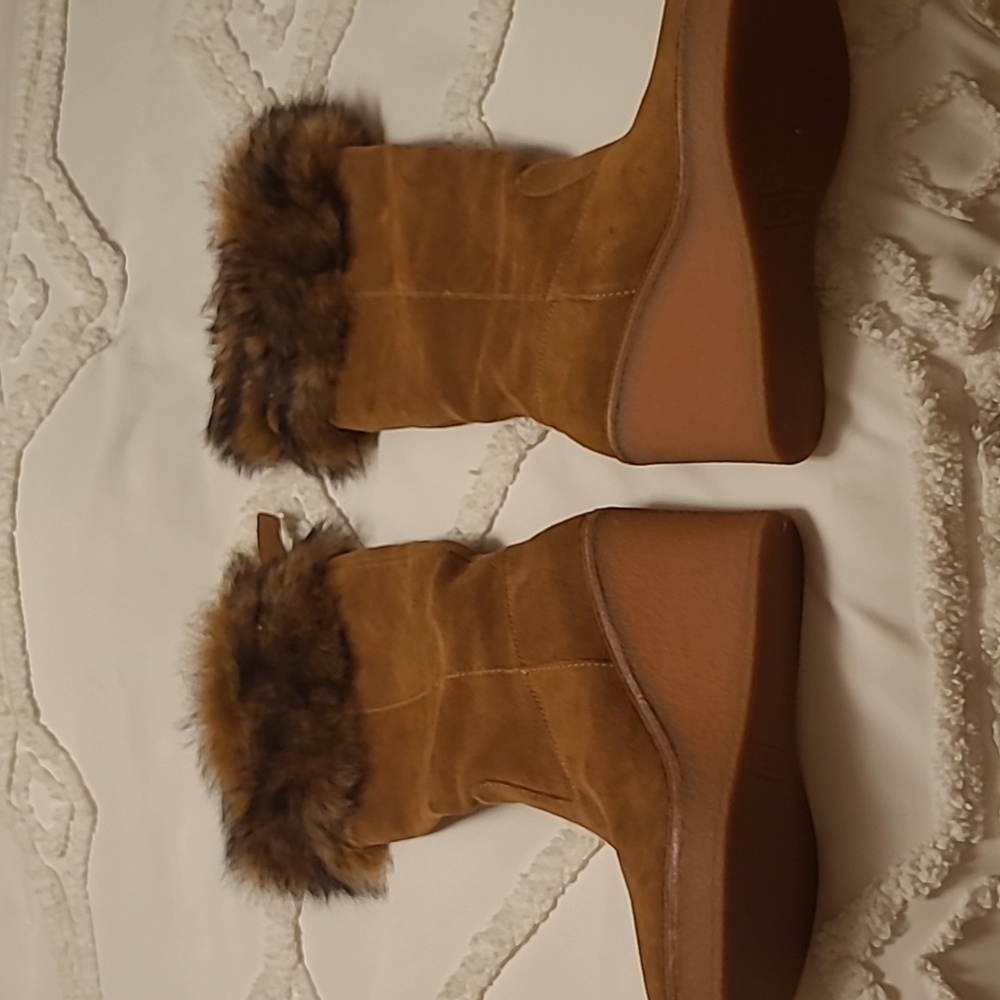 UGG 3.5" boots